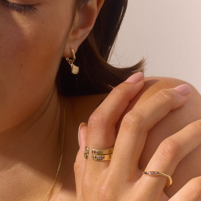 Curve Stone Ring | Solid Gold