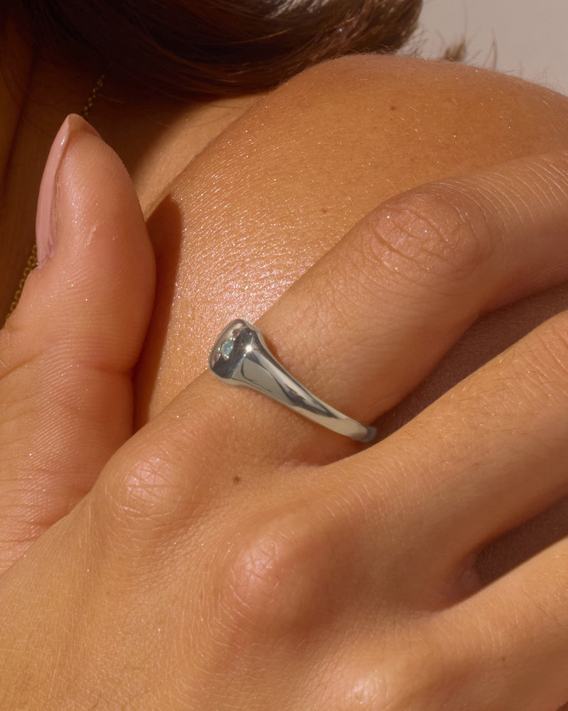 Petite Square Stone Signet | Silver