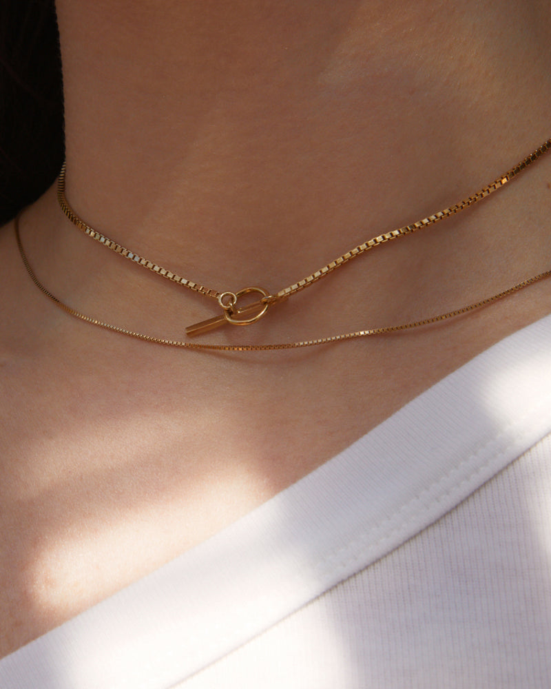Fine Box Necklace | Gold