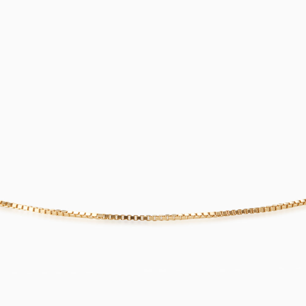 Fine Box Necklace | Gold