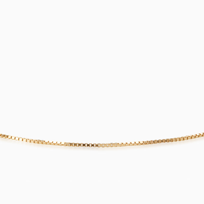 Fine Box Necklace | Gold