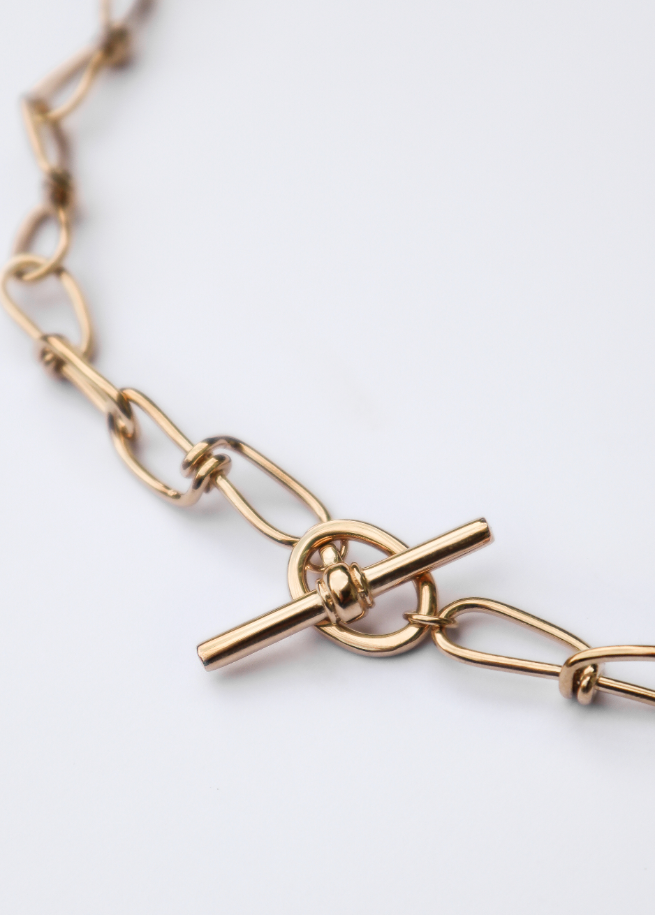 Infinity Necklace | Gold