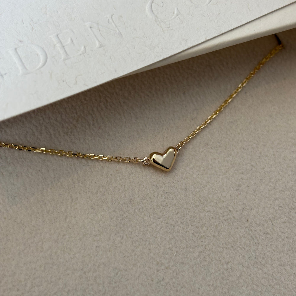 Mini Heart Bracelet | Yellow Gold