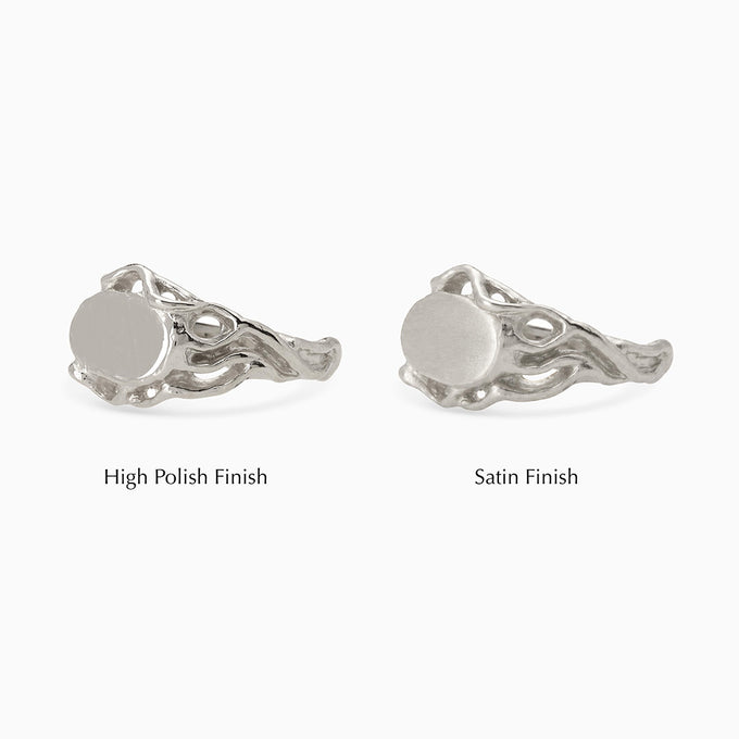 Ivy Oval Signet Ring | White Gold