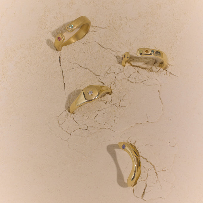 Petite Square Stone Signet | Solid Gold
