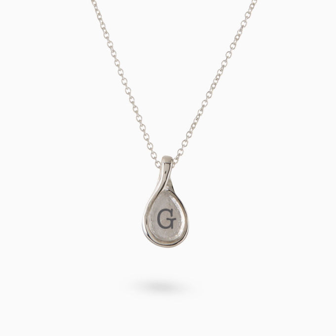 Custom Forma Pendant (Stones & Engraving) | White Gold