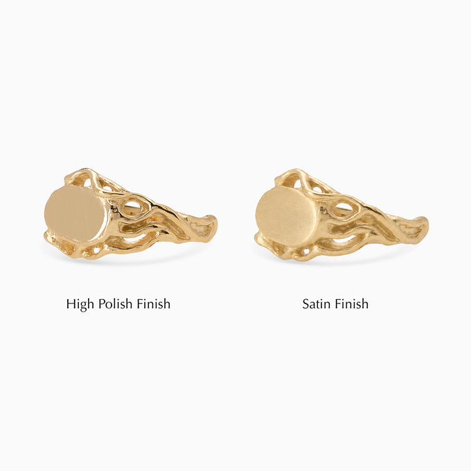 Ivy Oval Signet Ring | Yellow Gold