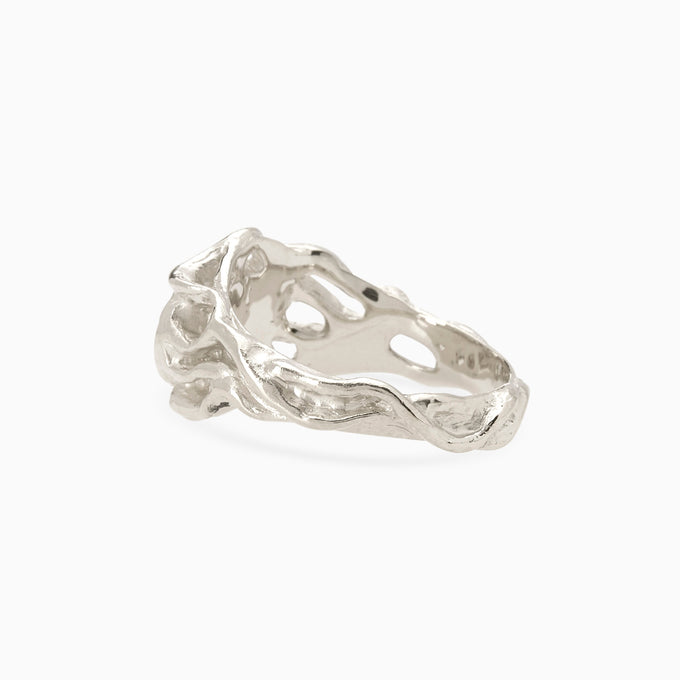Ivy Oval Signet Ring | Silver