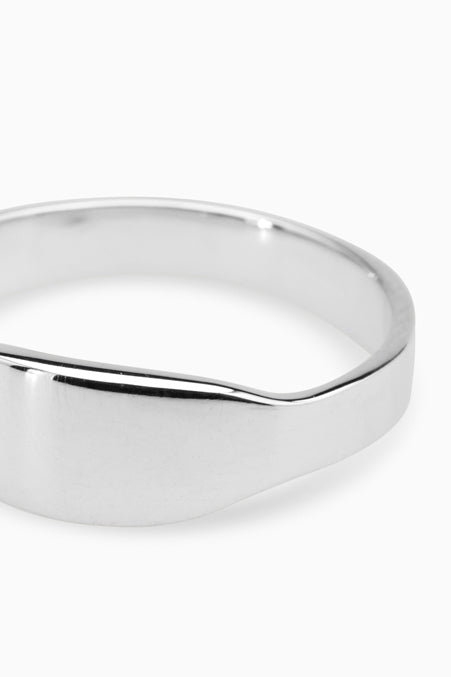 Narrow Signet Ring | White Gold
