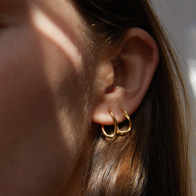 Wave Link Earrings | Gold