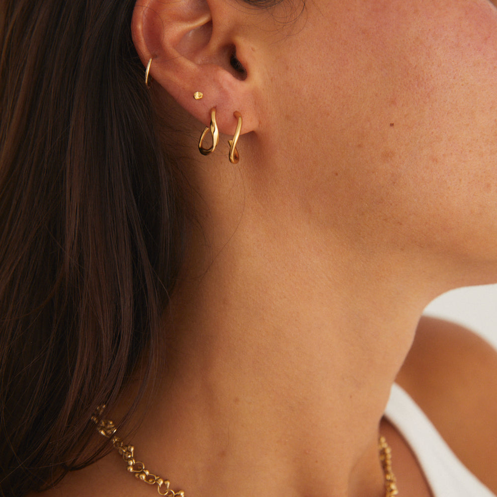 Wave Link Earrings | Gold