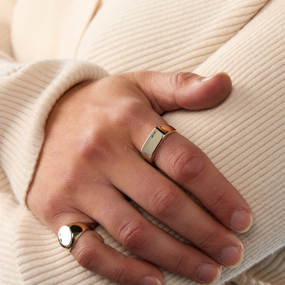 Rectangle Stone Signet Ring | Yellow Gold