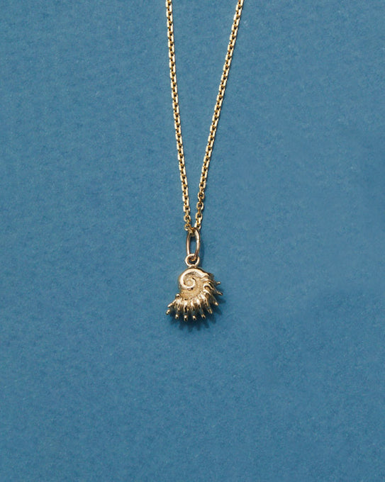 Sundial Shell Pendant | Gold