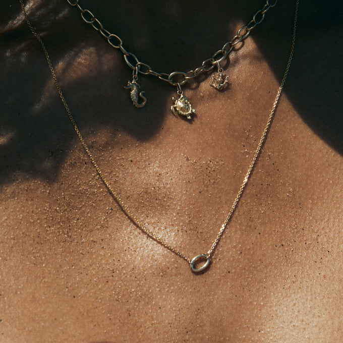 Delicate Hinge Link Necklace | Gold