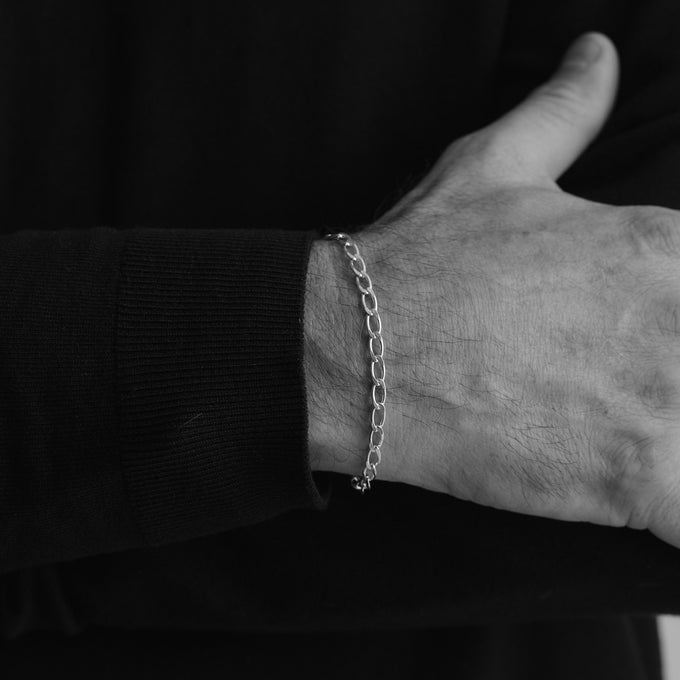 Fine Ribbon Link Bracelet | Silver