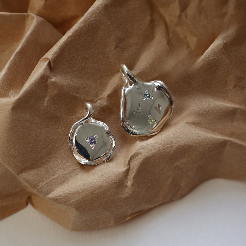 Mini Custom Wave Pendant (Stone & Engraving) | Silver