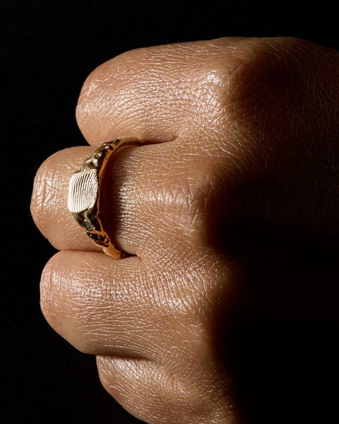 Impression™ Slate Signet Ring | Yellow Gold