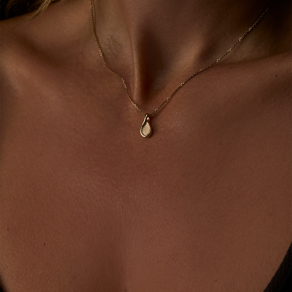 Forma Pendant | Yellow Gold
