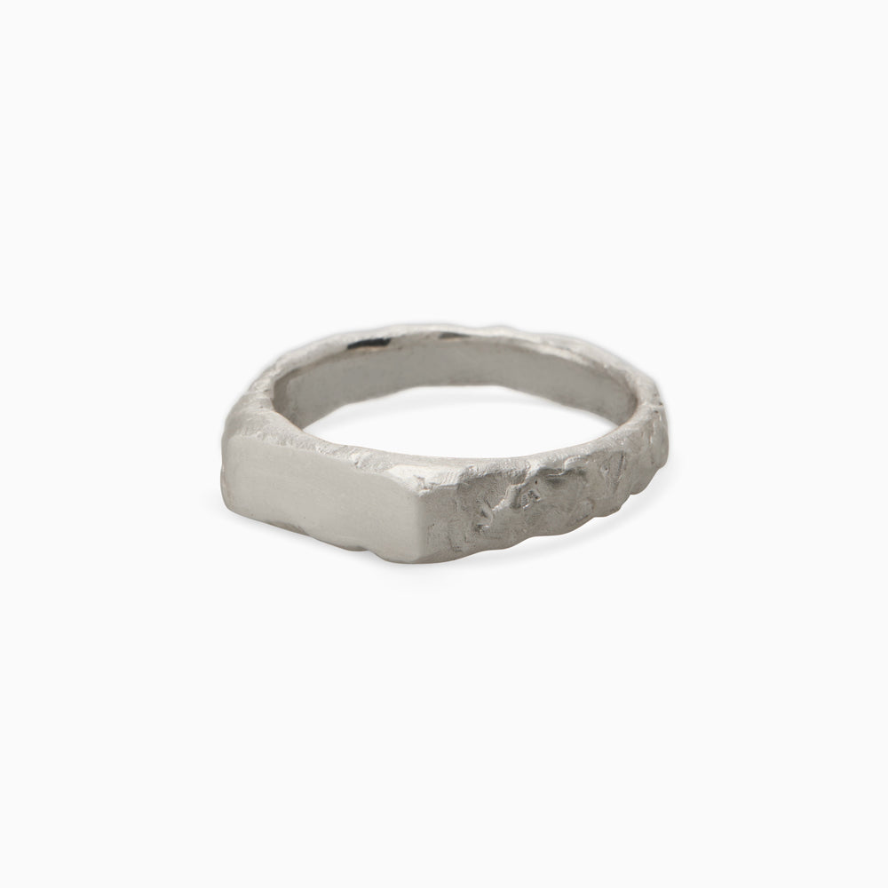 Engraved Mason Ring | White Gold