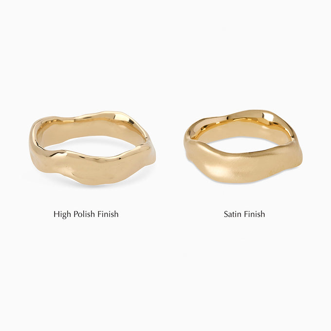 Custom Wave Ring (Stone & Engraving) | Yellow Gold