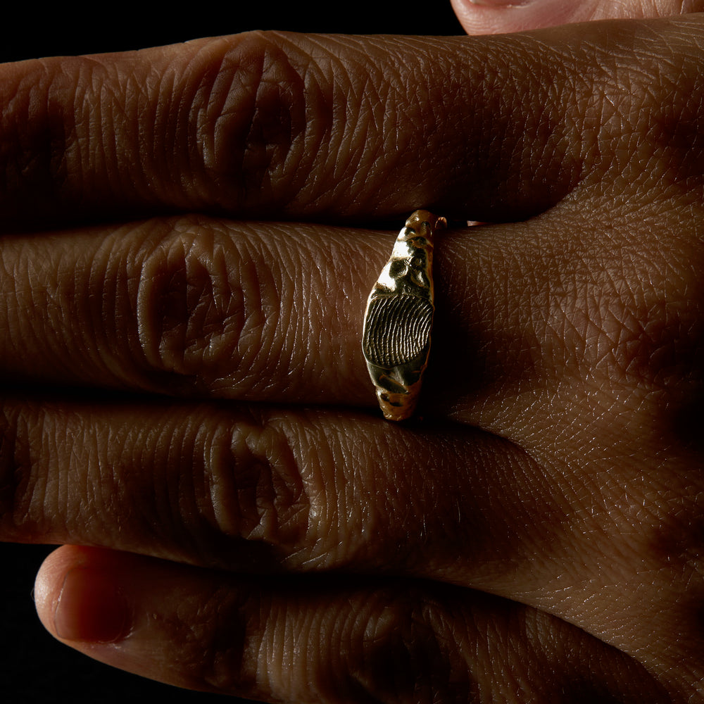 Impression™ Slate Signet Ring | Yellow Gold