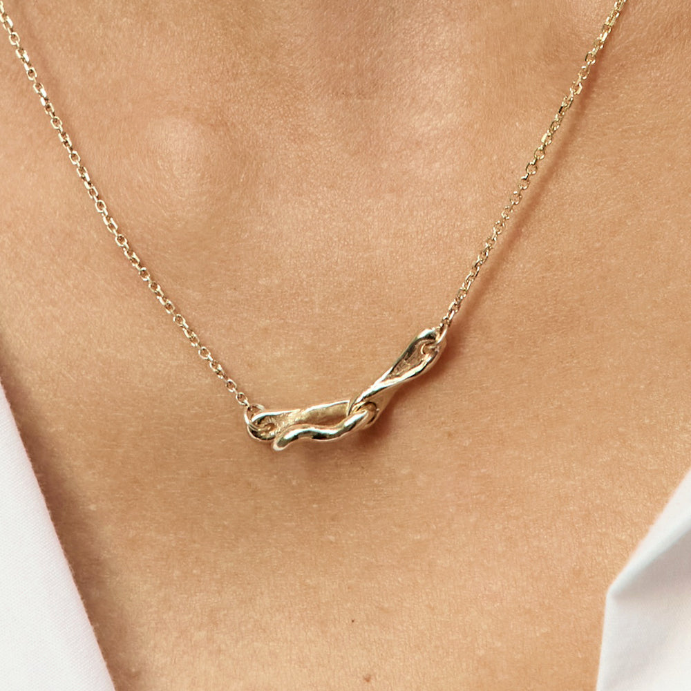 Sculpt Bar Necklace | Yellow Gold