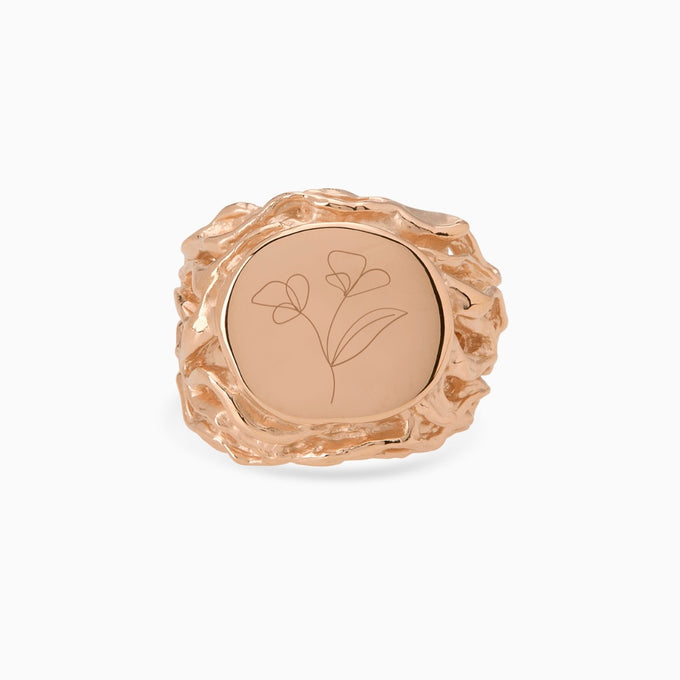 Engraved Ivy Signet Ring | Rose Gold