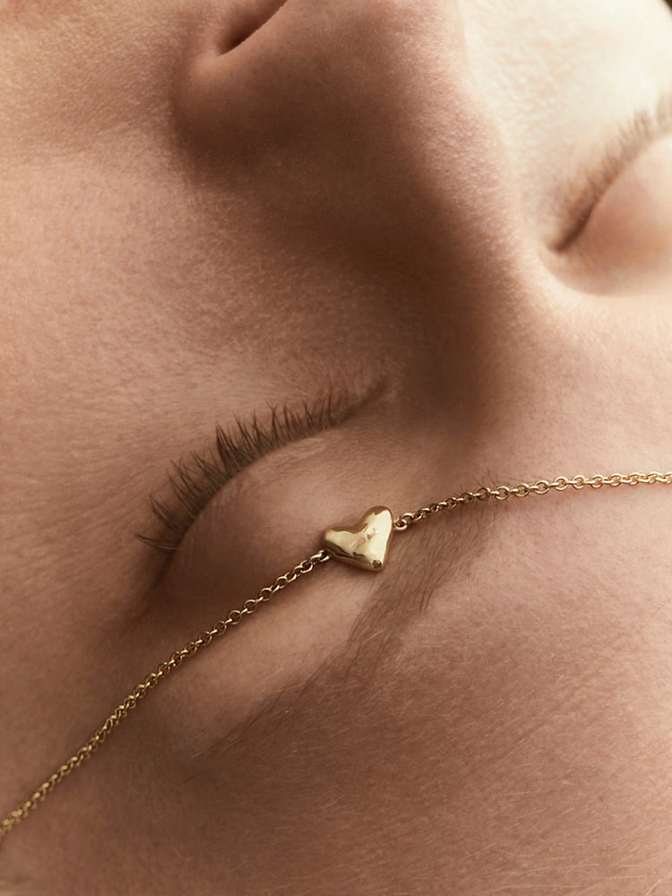 Organic Heart Stone Bracelet | Yellow Gold