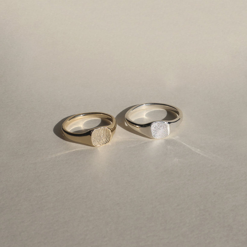 Impression™ Petite Square Signet Ring | Silver