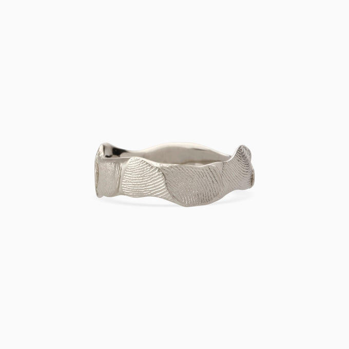 Impression™ Wave Ring | White Gold
