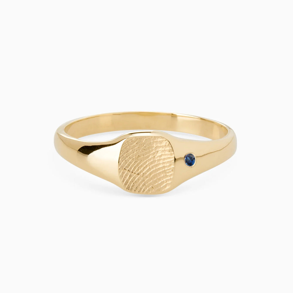 Impression™ Petite Square Signet Ring | Yellow Gold