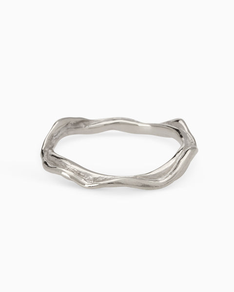 Delicate Sculpt Ring | White Gold