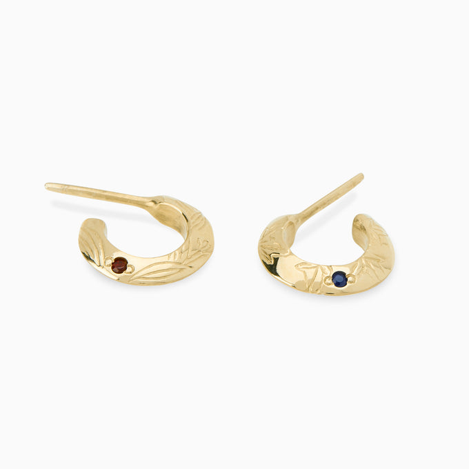 Birthflower Stone Huggies | Solid Yellow Gold