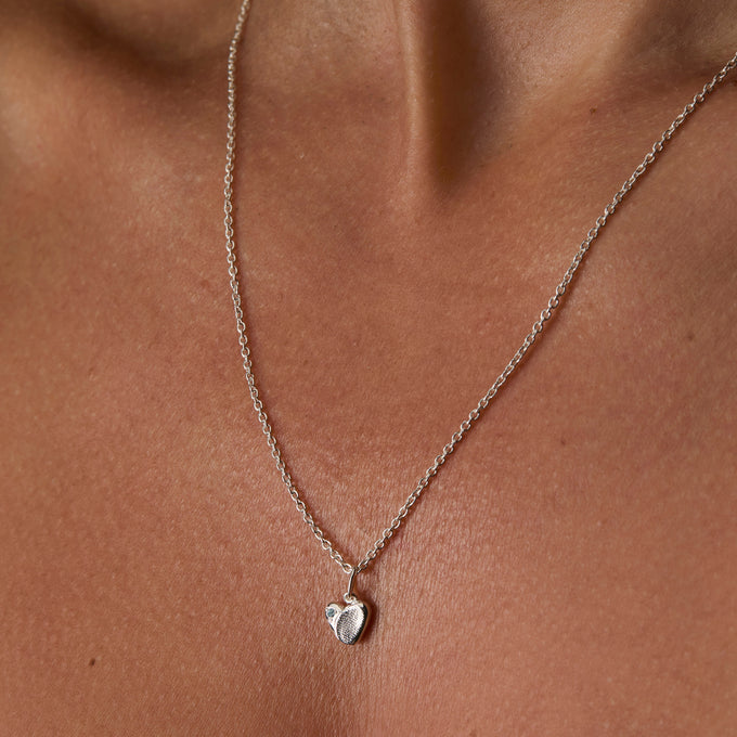 Impression™ Heart Pendant | White Gold