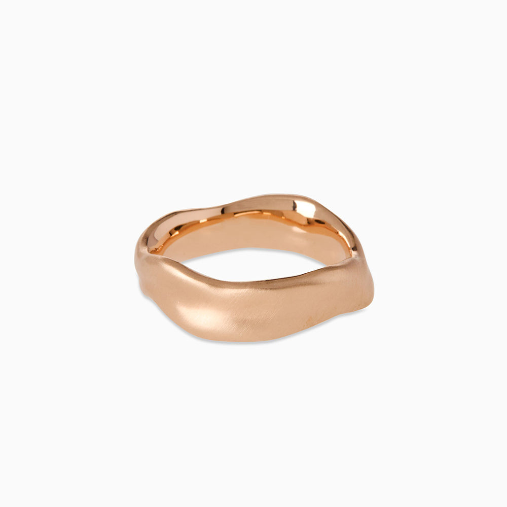 Custom Wave Ring (Stone & Engraving) | Rose Gold