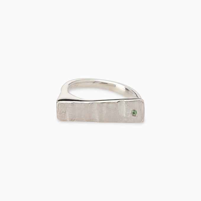 Curved Veil Stone Ring | Solid White Gold
