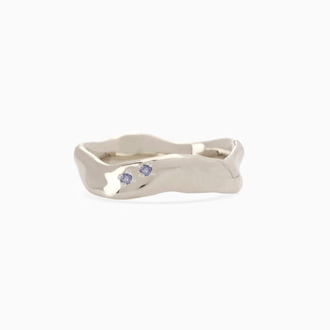 Custom Wave Ring (Stone & Engraving) | Silver