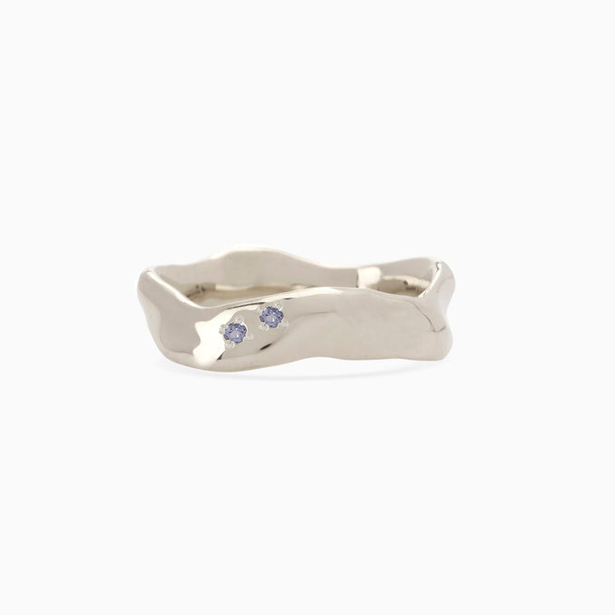 Custom Wave Ring (Stone & Engraving) | Silver