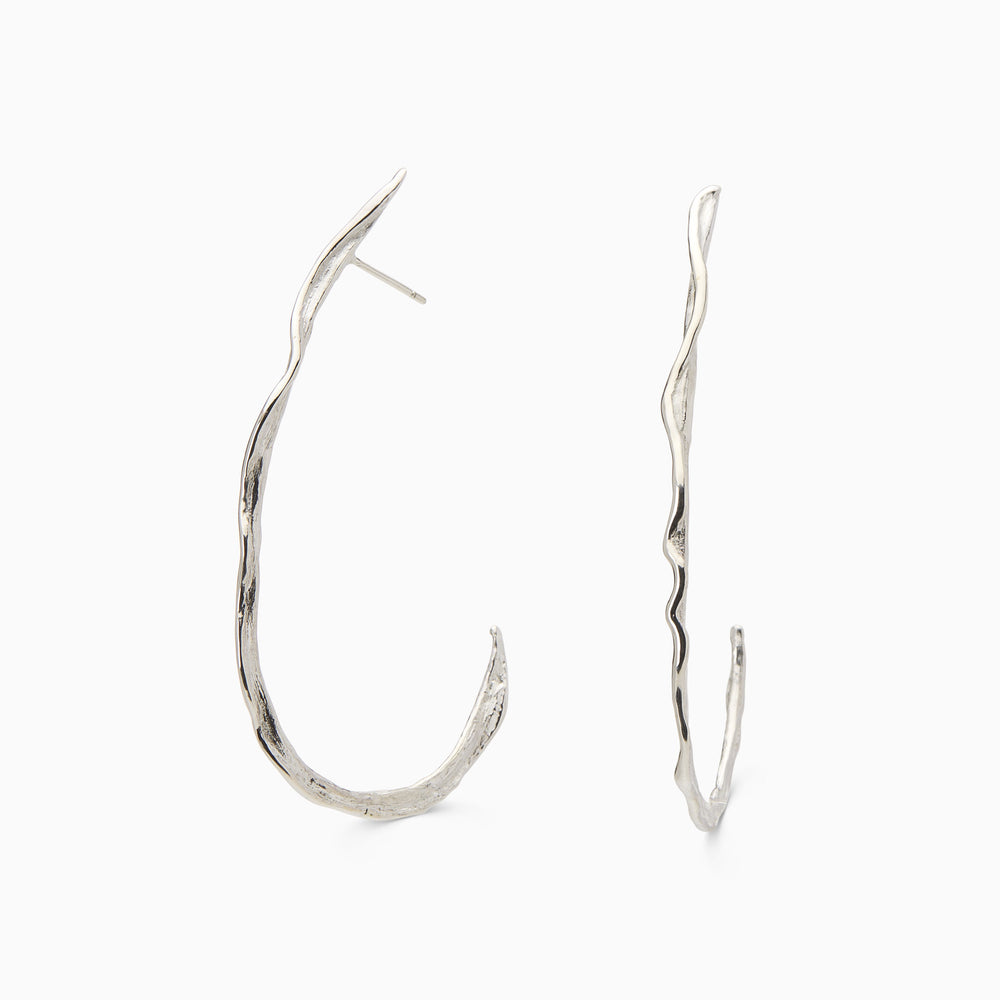 Sculpt Teardrop Hoops | Silver