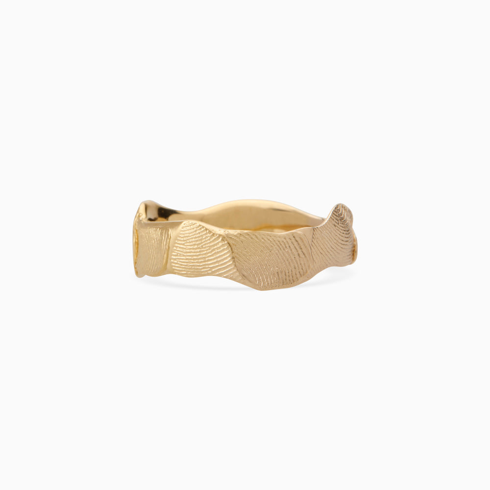 Impression™ Wave Ring | Yellow Gold