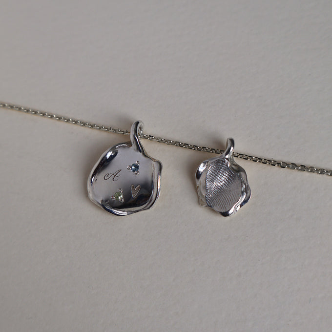 Mini Custom Wave Pendant (Stone & Engraving) | Silver