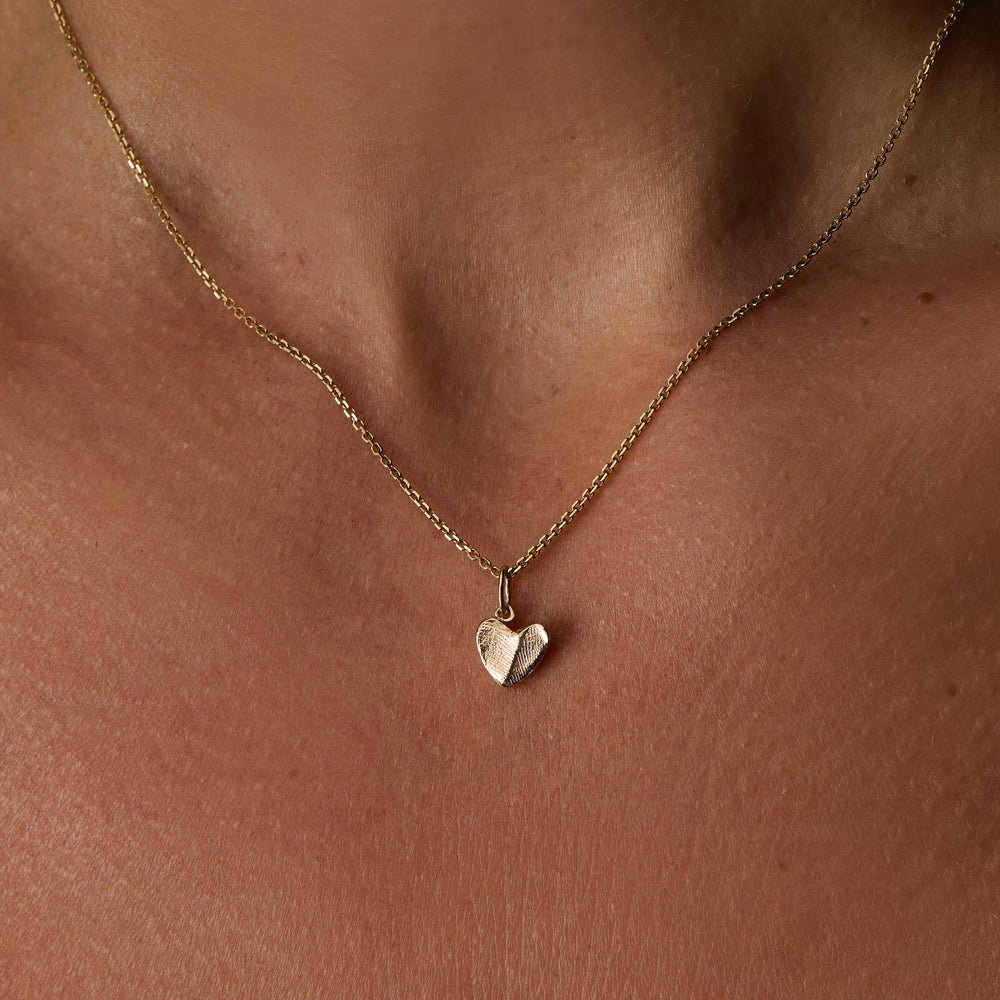 Impression™ Heart Pendant | Yellow Gold