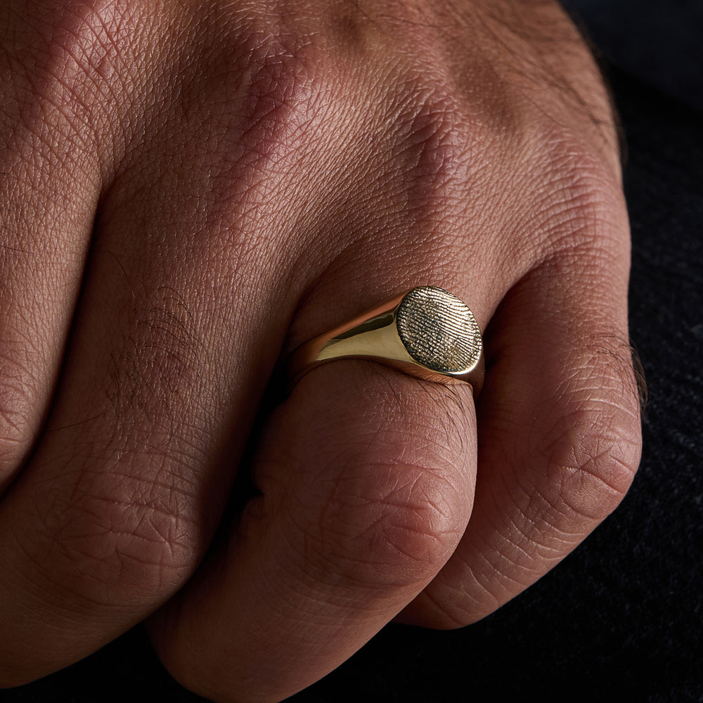 Impression Signet Ring | Yellow Gold