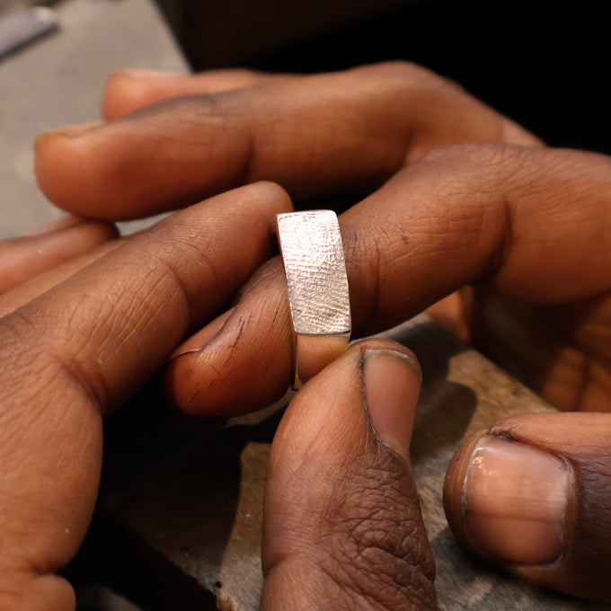 Impression™ Rectangle Signet Ring | Silver