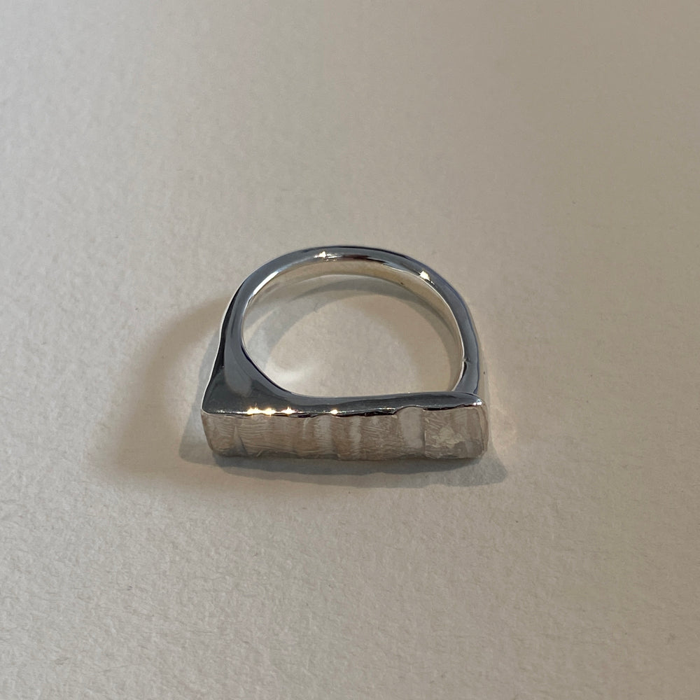 Curved Veil Ring | Silver