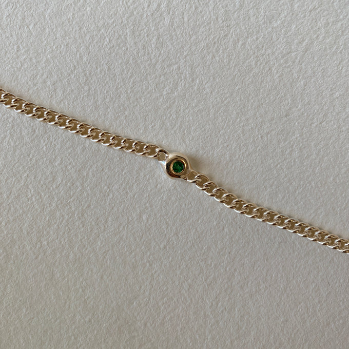 Pebble Stone Curb Bracelet | Solid Yellow Gold