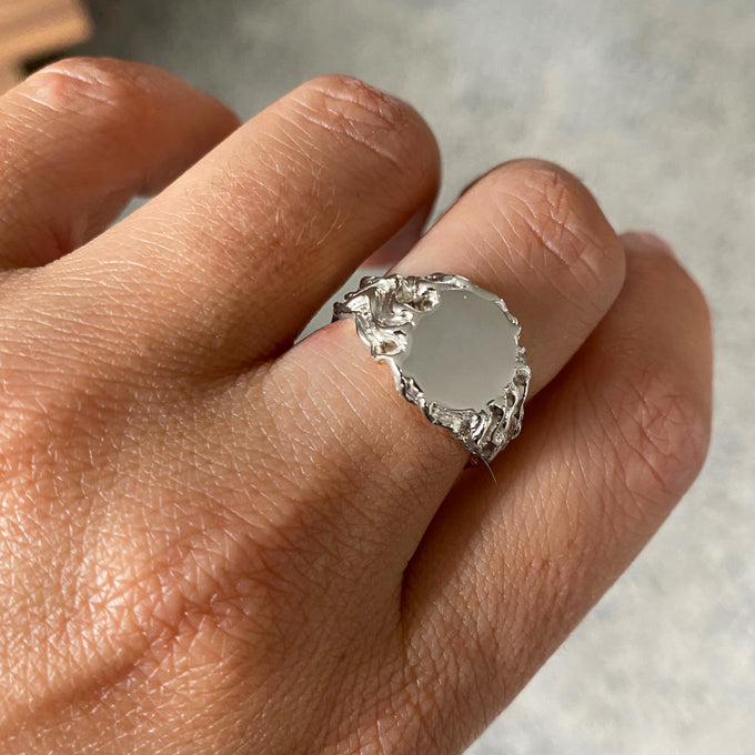 Sculpt Signet Ring | Silver