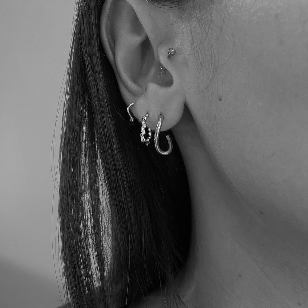 Sculpt Hoops  |  Silver