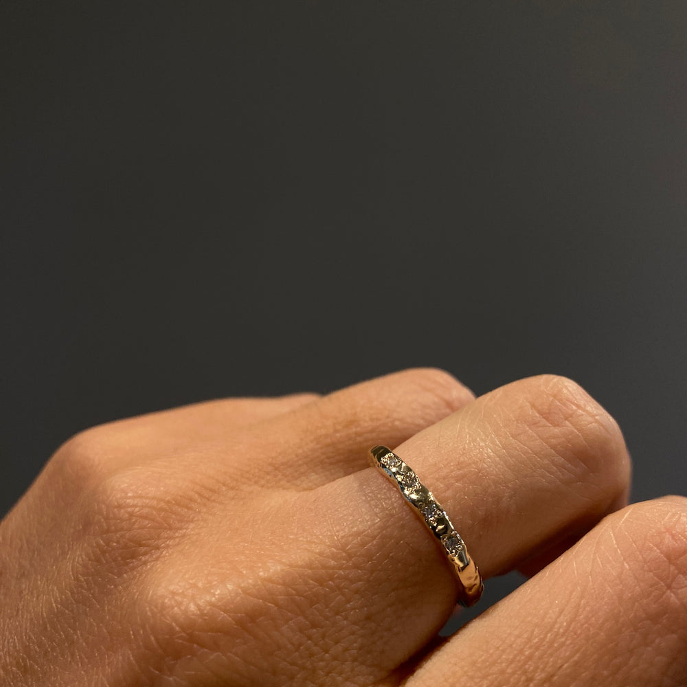Hammered Stone Ring | Solid Yellow Gold