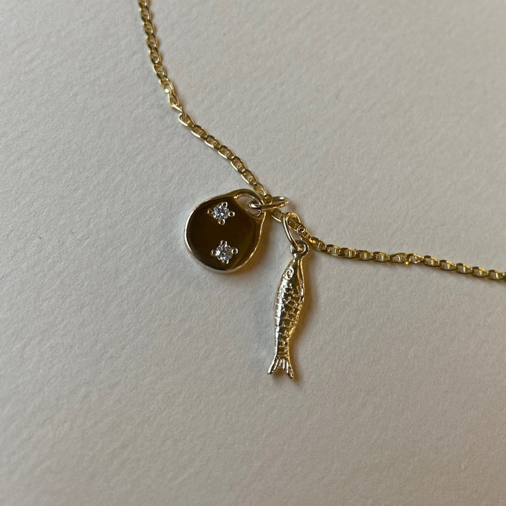 Round Stone Pendant | Yellow Gold